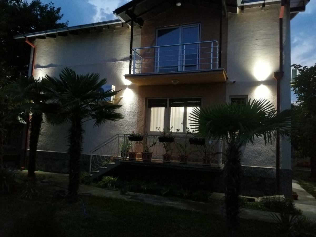 Magnolia Apartments Gewgelija Zewnętrze zdjęcie